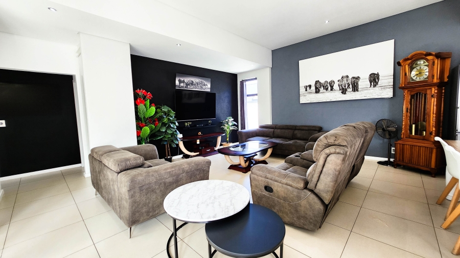 To Let 3 Bedroom Property for Rent in Sitari Country Estate Western Cape